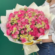Букет XL с кустовой розой и ромашками &laquo;Ты моё лето&raquo; 0